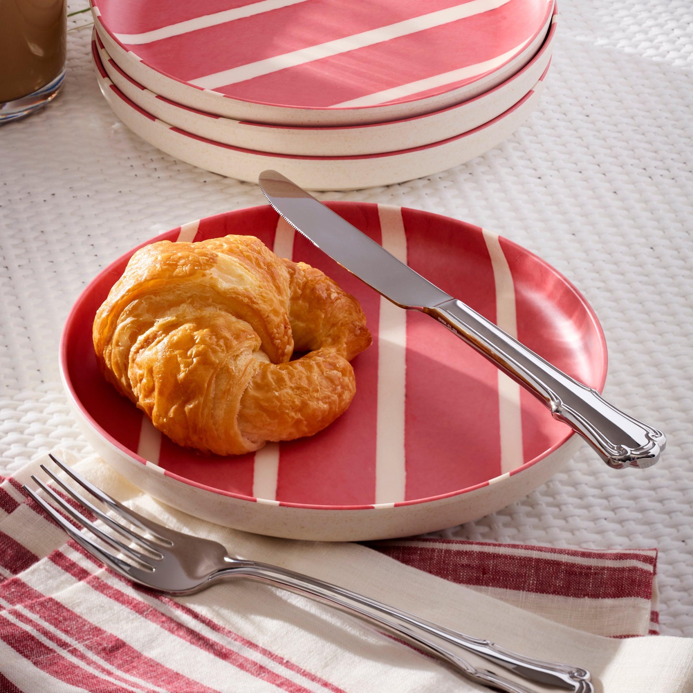 24 Seven Melamine Aweigh We Go 18-Piece Dinnerware Set